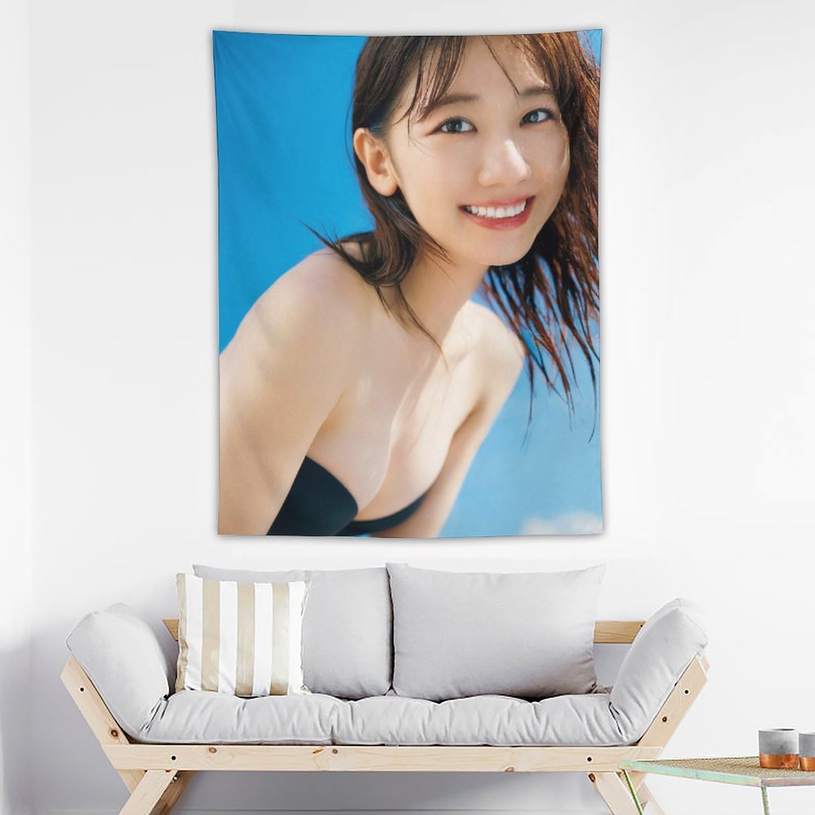Amazon.co.jp: 柏木由紀（AKB48）最新グラビア含む水着画像